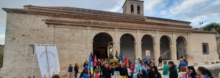 Procesión 28