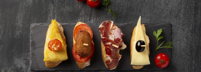 celebracion-del-dia-mundial-de-la-tapa-con-snacks